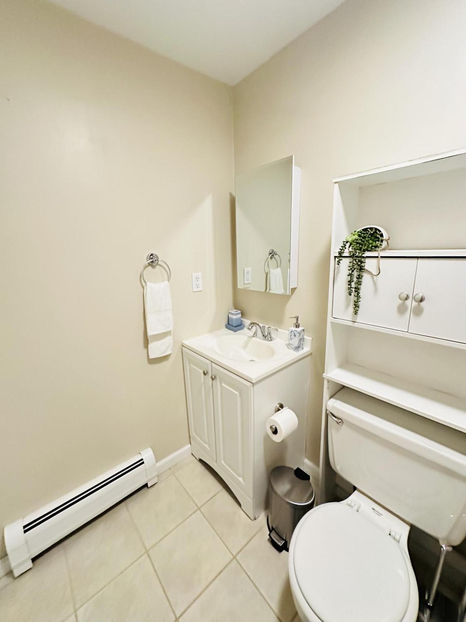 Cozy, Pleasant 2Br Apt In Beach Community! Norwalk Buitenkant foto